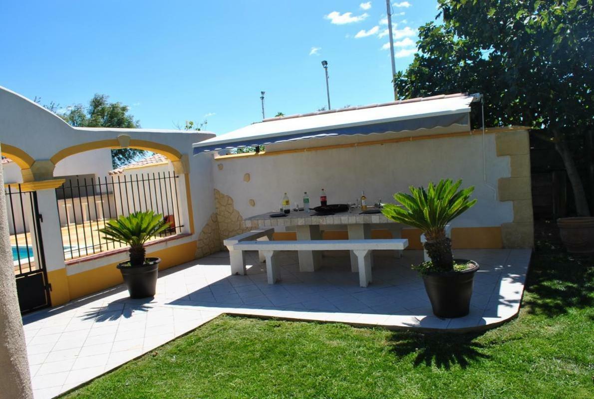 El Rocio 1 Gites Equestre Saintes-Maries-de-la-Mer Exterior foto